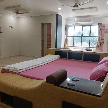 Hotel Jb Star Māndvi المظهر الخارجي الصورة