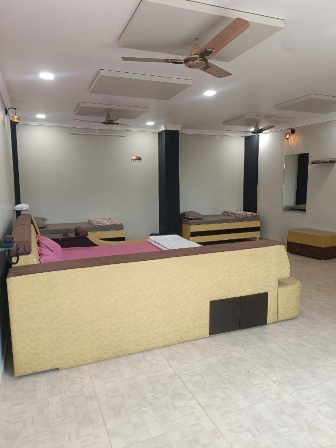 Hotel Jb Star Māndvi المظهر الخارجي الصورة