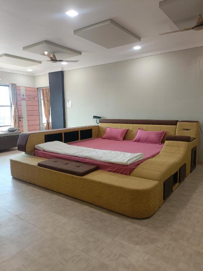 Hotel Jb Star Māndvi المظهر الخارجي الصورة